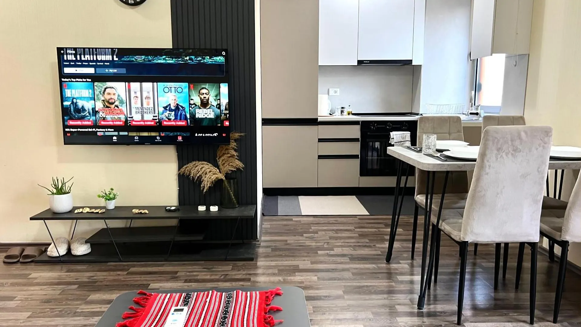 Urban 315 Apartment 티라나